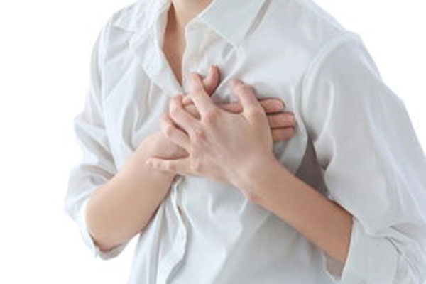 女性胸部胀痛 妇科疾病