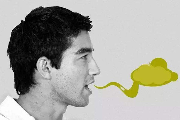 男人口臭应该怎么办 男人口臭原因 男性口臭治疗方法