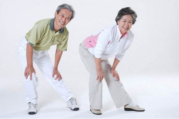 老年人下肢疼痛 老年人下肢引发的并发症 老年下肢血管病预防