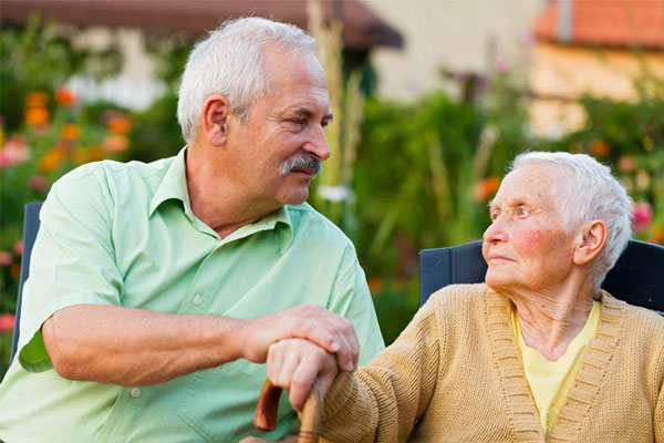 老年人要警惕这四种情况 老年人患老年痴呆的症状 老年人患老年人痴呆的危害