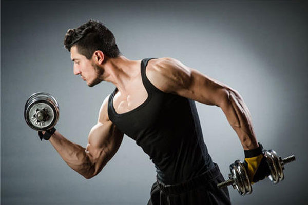 男人锻炼胸肌 男人锻炼胸肌方法 男人如何炼胸肌