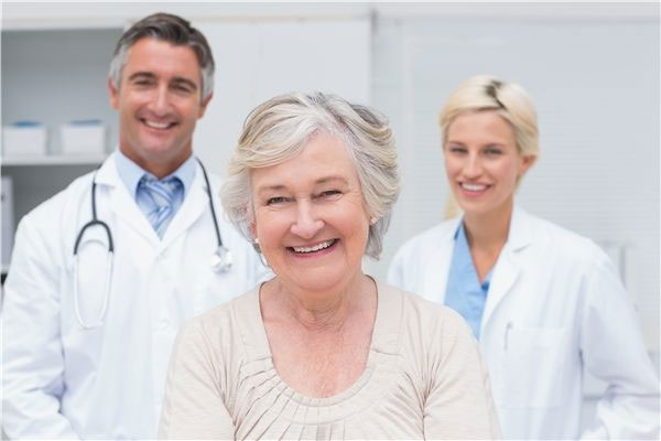 中老年女性衰老过快 女性日常养生保健 中老年养生保健