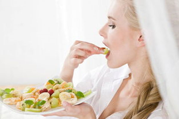女性瘦肚子方法 有利于瘦肚子食物 女性吃什么瘦肚子