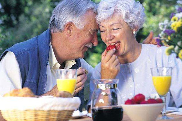 老年人饮食健康的好处 老年人饮食健康是长寿的基础 