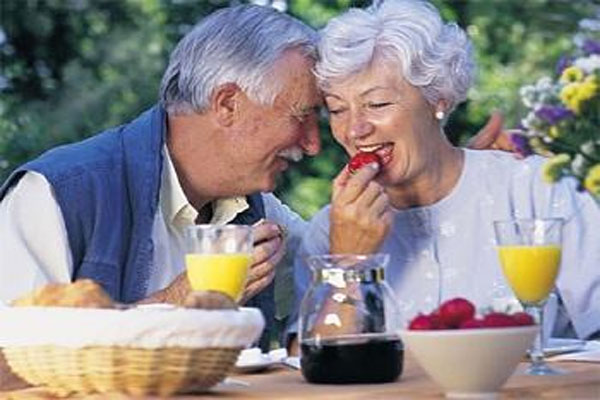 老人饮食遵循原则 老人健康饮食习惯有哪些 老人饮食注意问题 