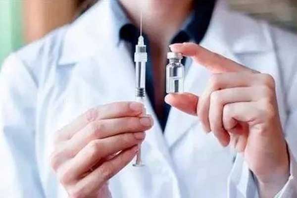 肝病患者不宜接种新冠疫苗 