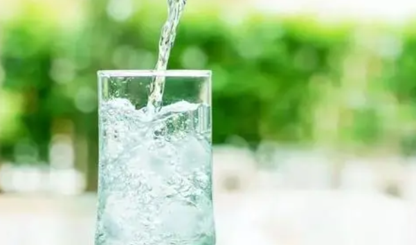 养肾从喝水开始，教肾病患者正确喝水方法！