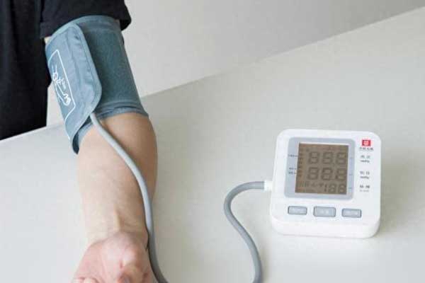 测量血压时的注意事项,预防高血压的方法